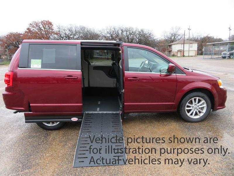  Dodge Grand Caravan with Side Entry Automatic Fold Out ramp